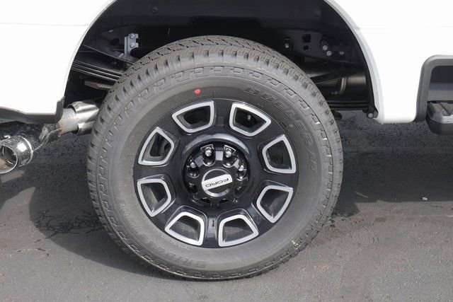 New 2026 Ford F250 Platinum image 14