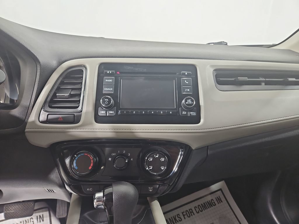 Used 2017 Honda HR-V LX image 18