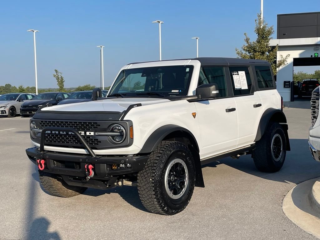 Used 2023 Ford Bronco Badlands w/ Sasquatch Package AWD/4WD image 4