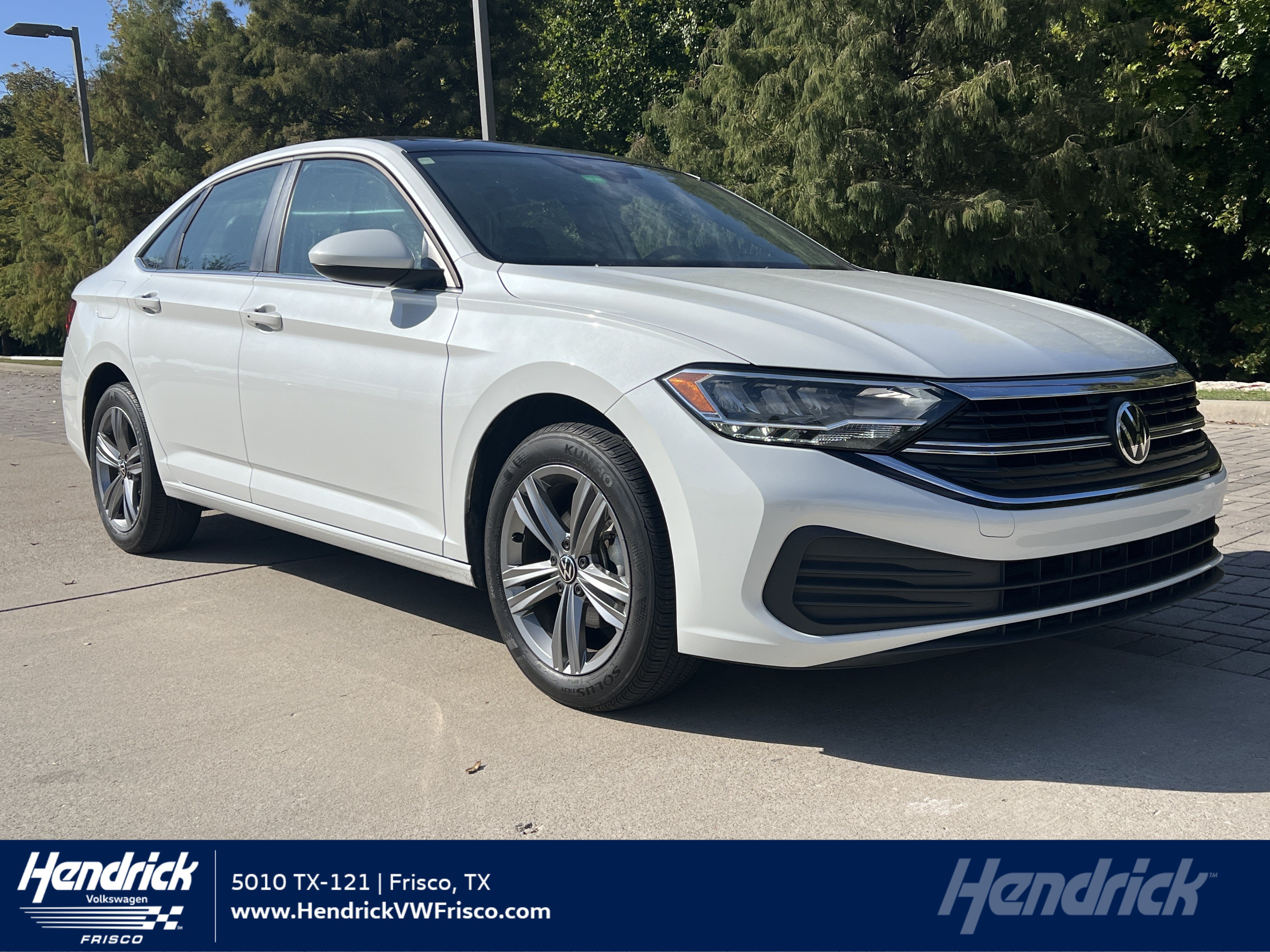 Used 2024 Volkswagen Jetta SE w/ Panoramic Sunroof Package
