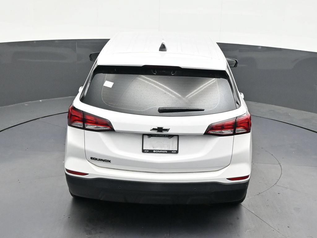 Used 2024 Chevrolet Equinox LS w/ Sport Edition FWD image 18