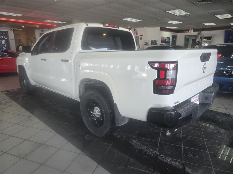 Used 2022 Nissan Frontier S RWD image 6