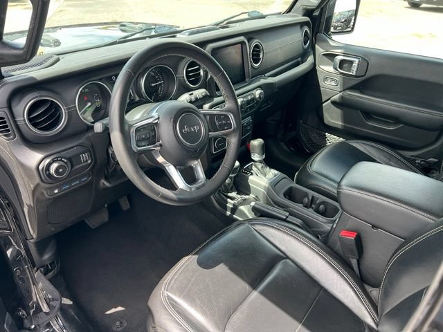 Used 2023 Jeep Wrangler Unlimited Sahara AWD/4WD image 15