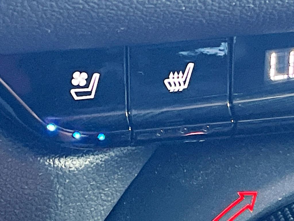 Used 2024 Chevrolet Blazer RS w/ Driver Confidence II Package image 21