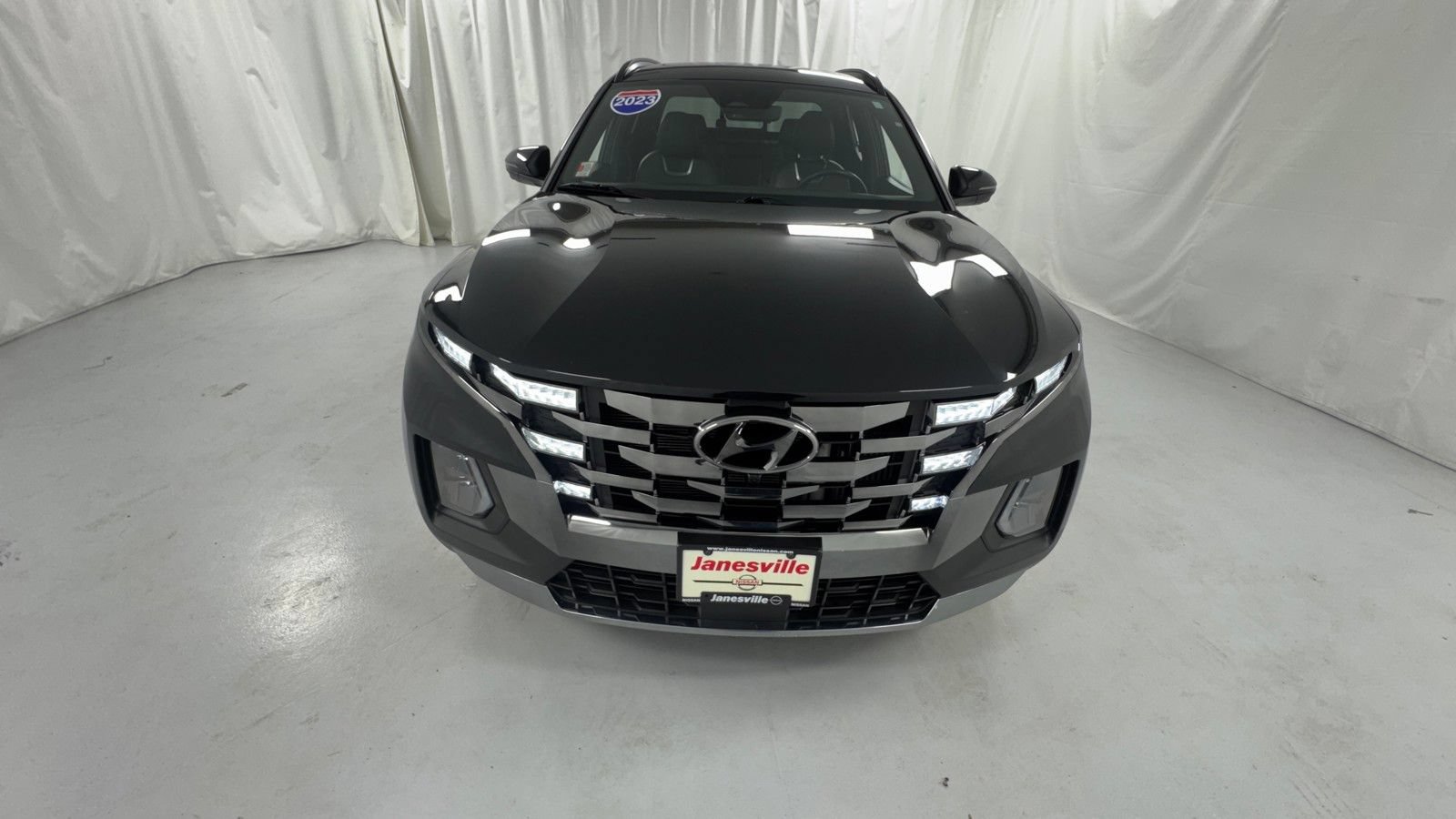 Used 2023 Hyundai Santa Cruz Limited AWD/4WD image 8