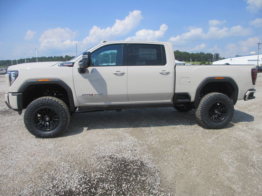 New 2026 GMC Sierra 2500 AT4 w/ AT4 Premium Plus Package AWD/4WD image 10