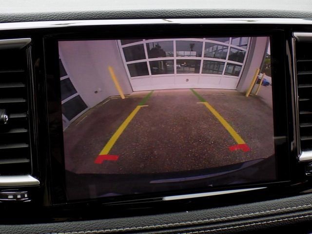 Used 2023 Chrysler Pacifica Touring-L FWD image 20