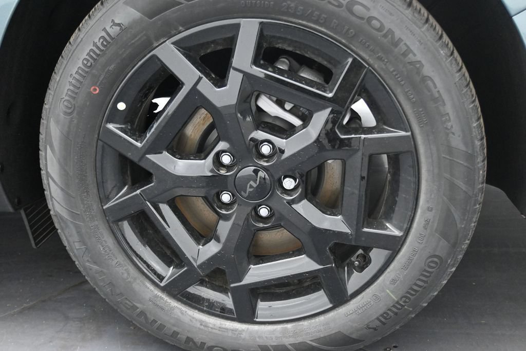 New 2026 Kia Carnival SX w/ SX Dark Edition Package FWD image 12
