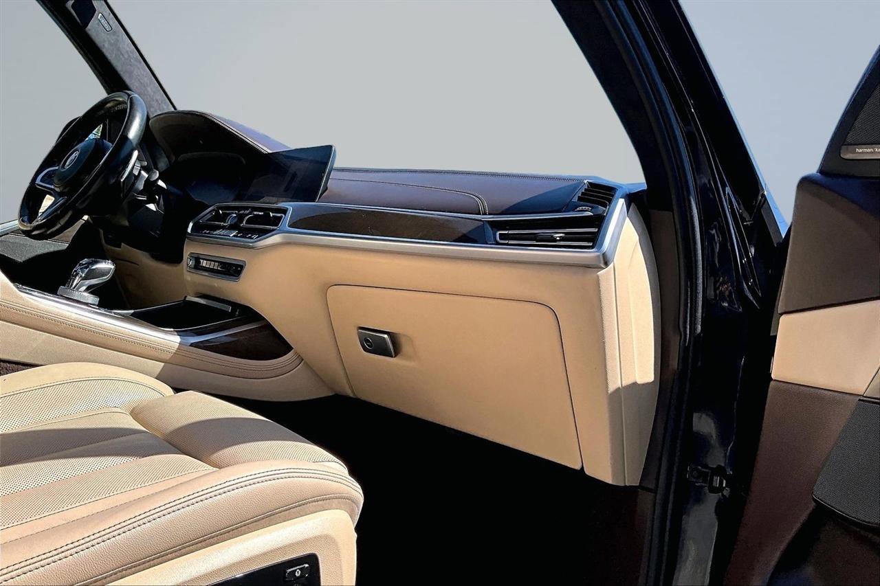 Used 2019 BMW X7 xDrive40i w/ Premium Package AWD/4WD image 27