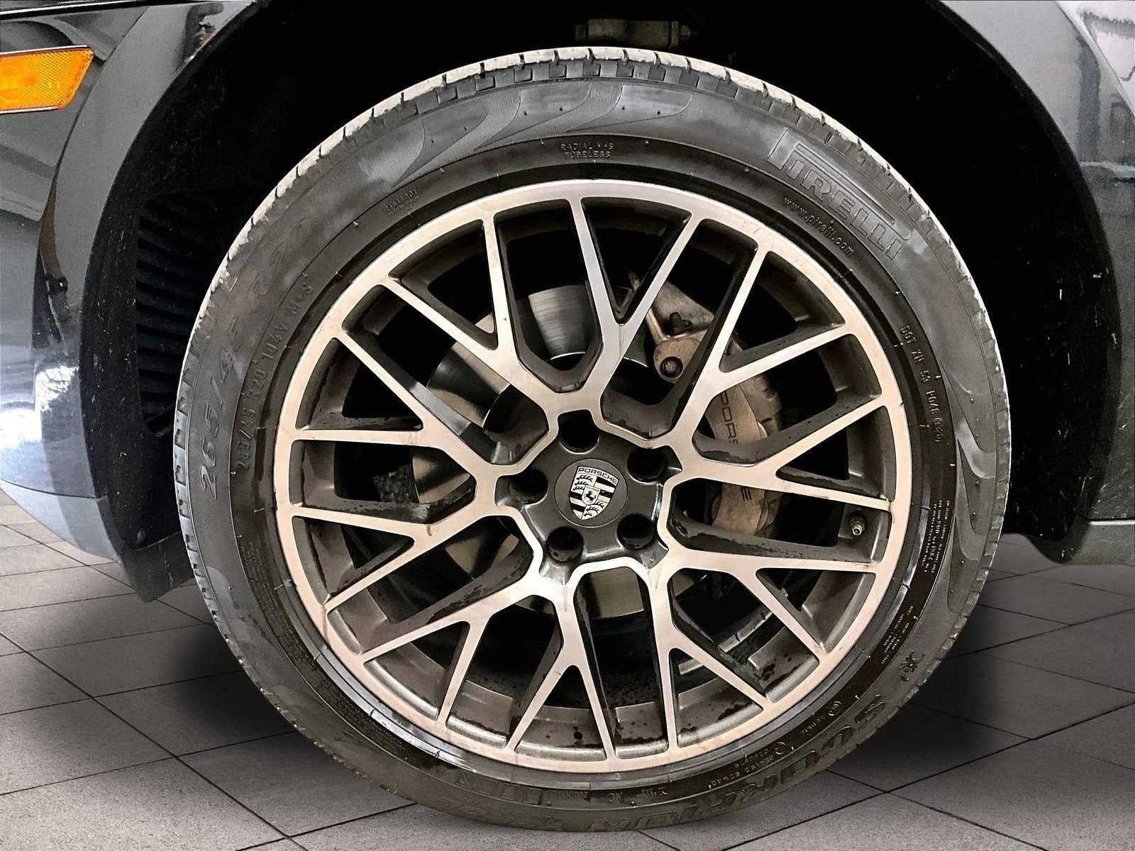 Used 2017 Porsche Macan S image 9