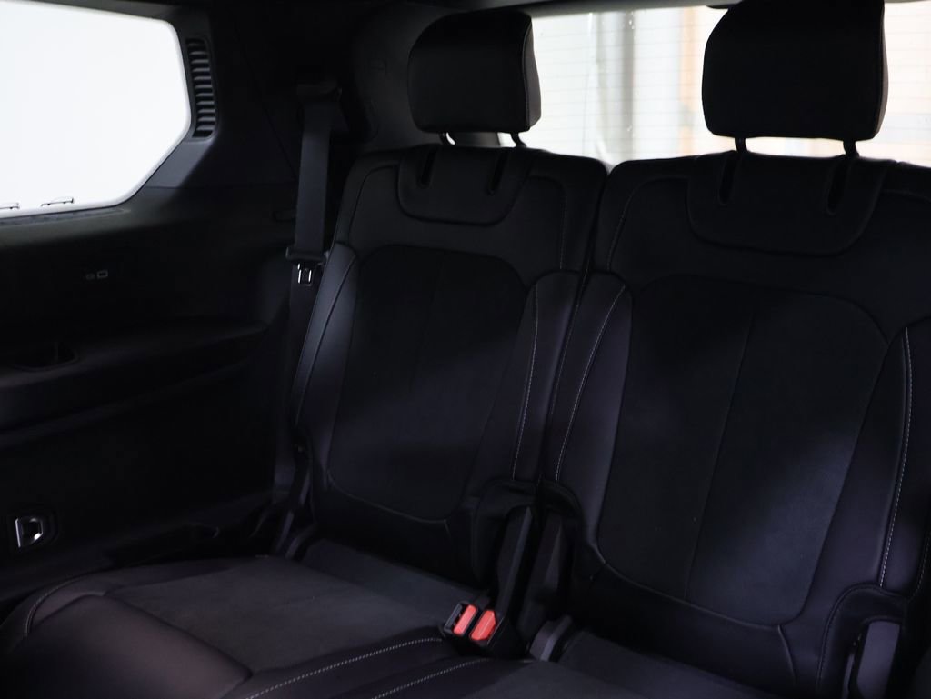 New 2026 Jeep Grand Cherokee L 4WD image 12