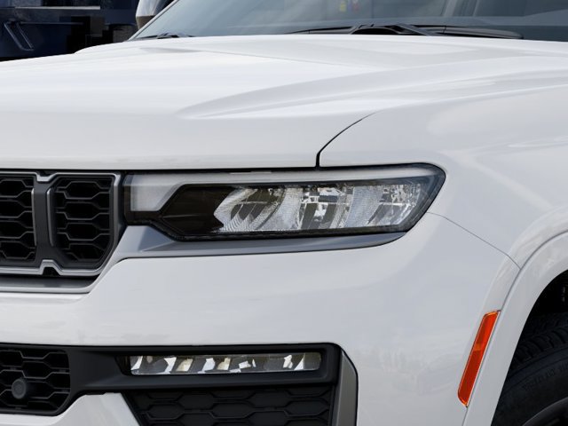 New 2027 Jeep Grand Cherokee Limited AWD/4WD image 10