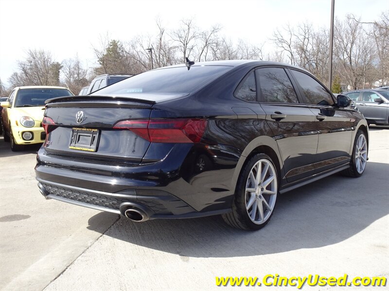 Used 2022 Volkswagen Jetta GLI Autobahn FWD image 4