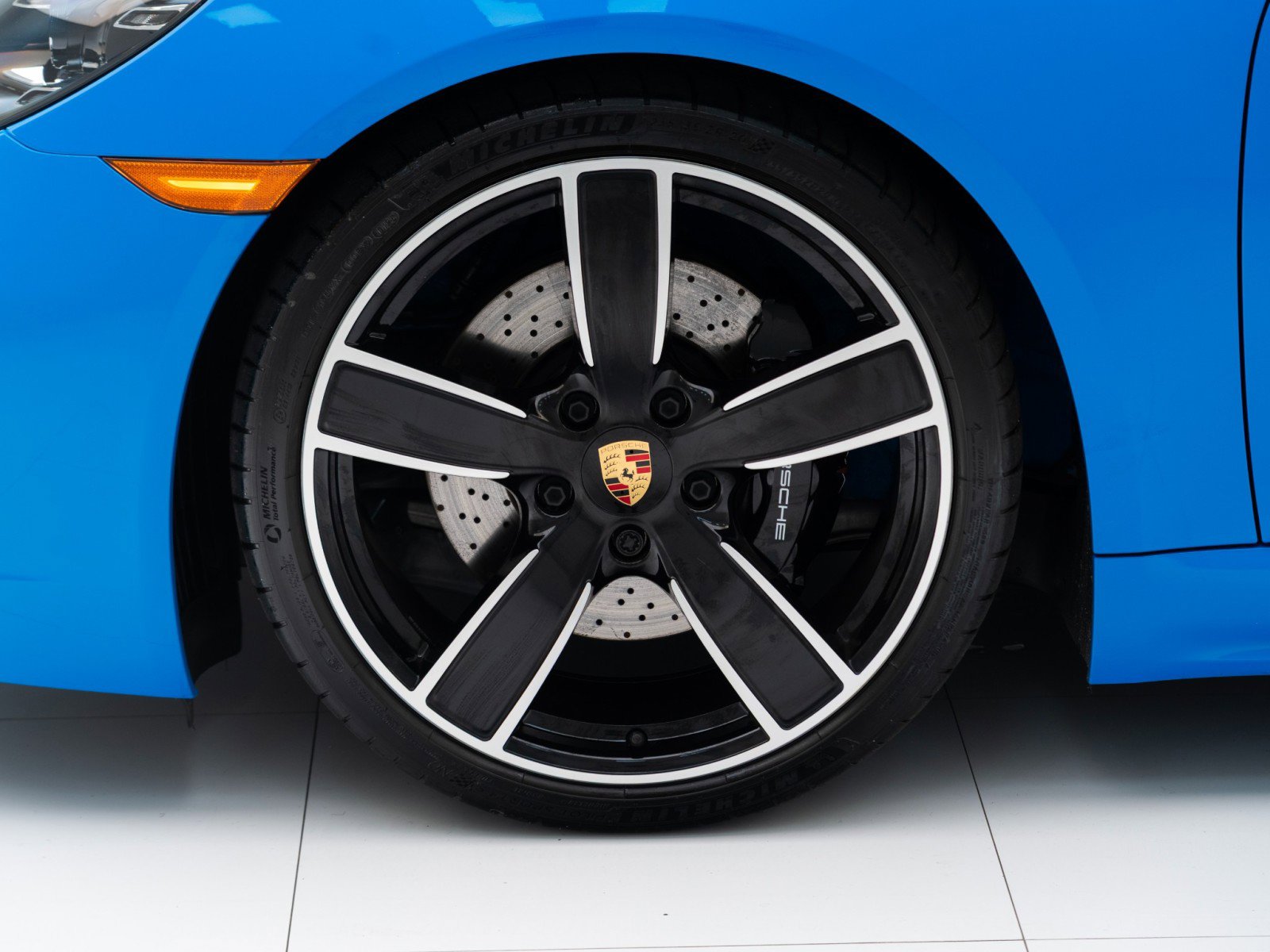 Certified 2025 Porsche 718 Boxster GTS image 12