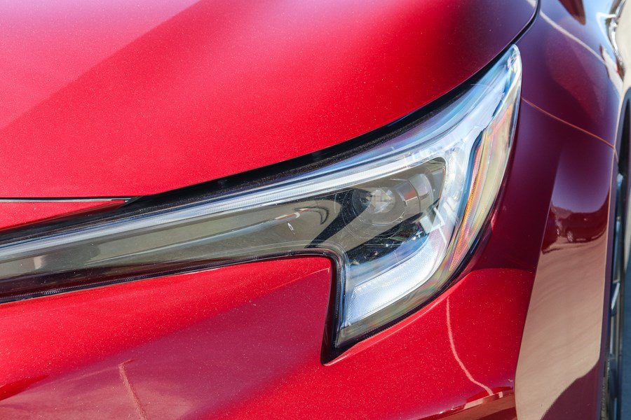 Certified 2025 Toyota Corolla SE w/ SE Premium Package FWD image 8