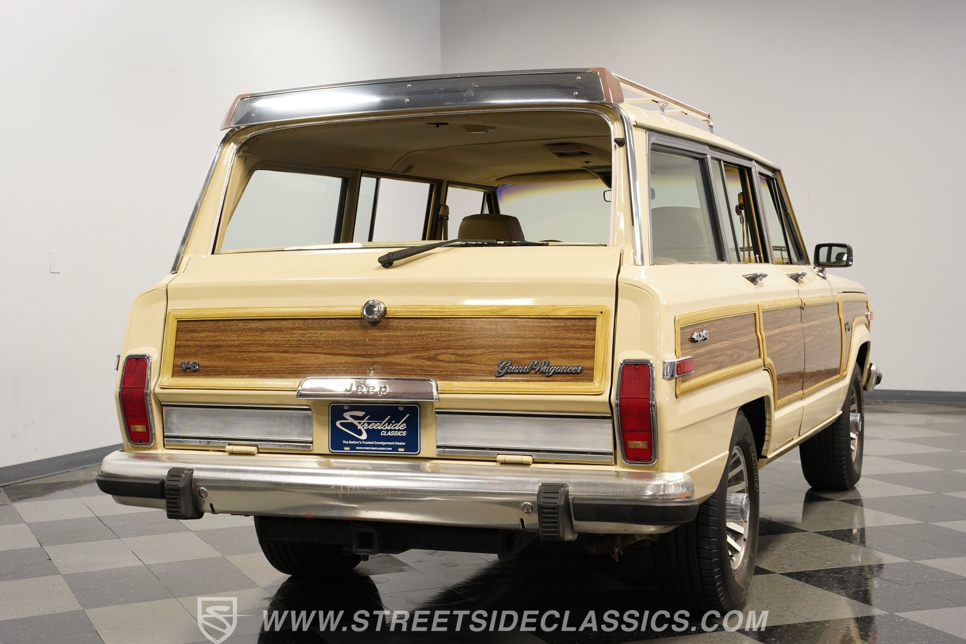 Used 1989 Jeep Grand Wagoneer AWD/4WD image 11