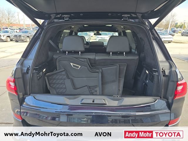 Used 2021 BMW X7 xDrive40i w/ M Sport Package image 35