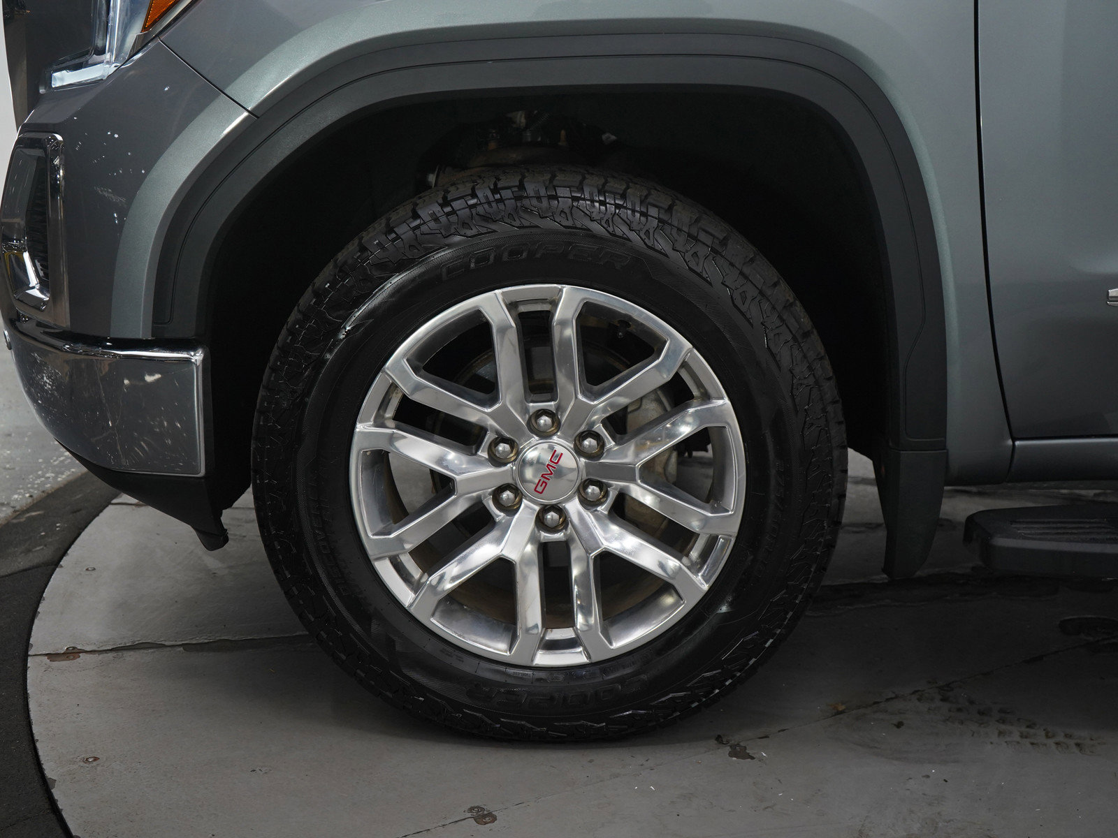 Used 2020 GMC Sierra 1500 SLT w/ SLT Premium Plus Package AWD/4WD image 30