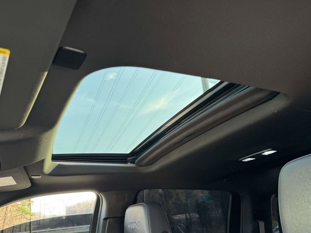 Used 2024 GMC Sierra 2500 AT4 w/ AT4 Premium Plus Package image 22