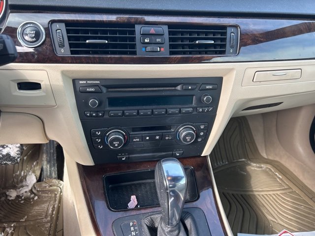 Used 2009 BMW 328i Convertible image 11