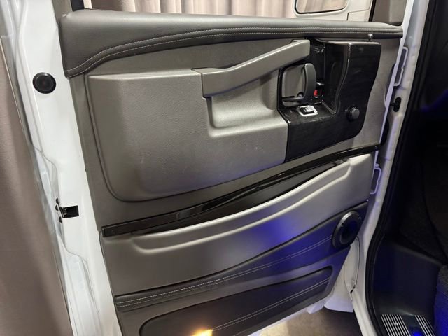 Used 2023 GMC Savana 2500 RWD image 19