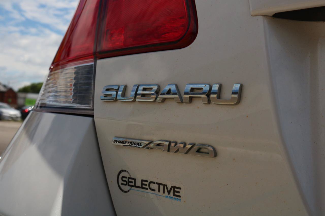 Used 2011 Subaru Legacy 2.5i Limited AWD/4WD image 12