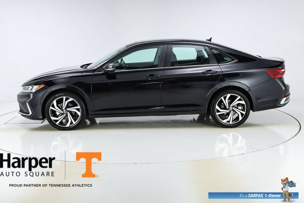 Used 2025 Volkswagen Jetta SEL FWD image 42