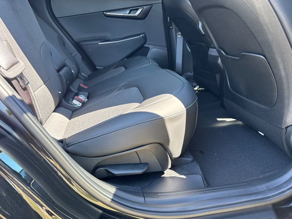 New 2025 Kia EV6 Light w/ Light LR Technology Package image 15