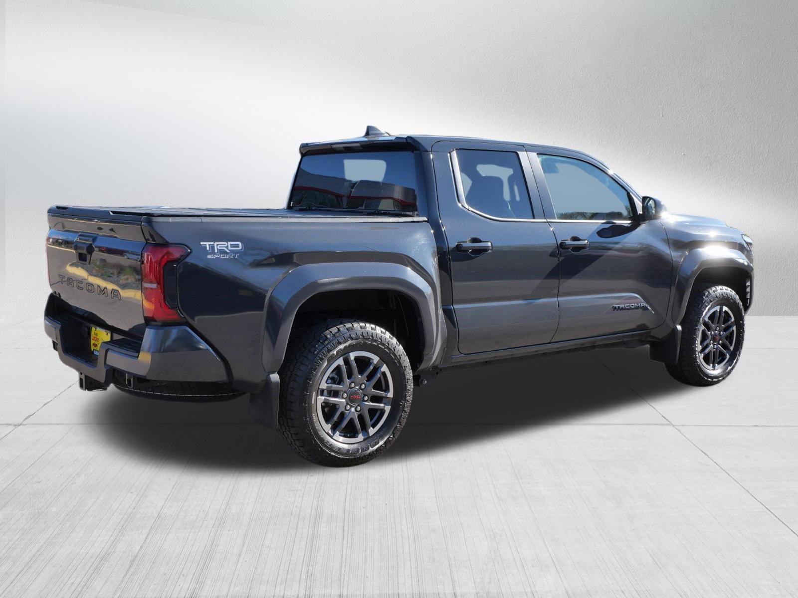 Used 2025 Toyota Tacoma TRD Sport AWD/4WD image 8