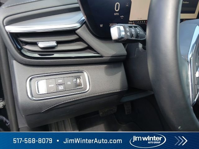 Used 2025 Buick Enclave Preferred AWD/4WD image 21