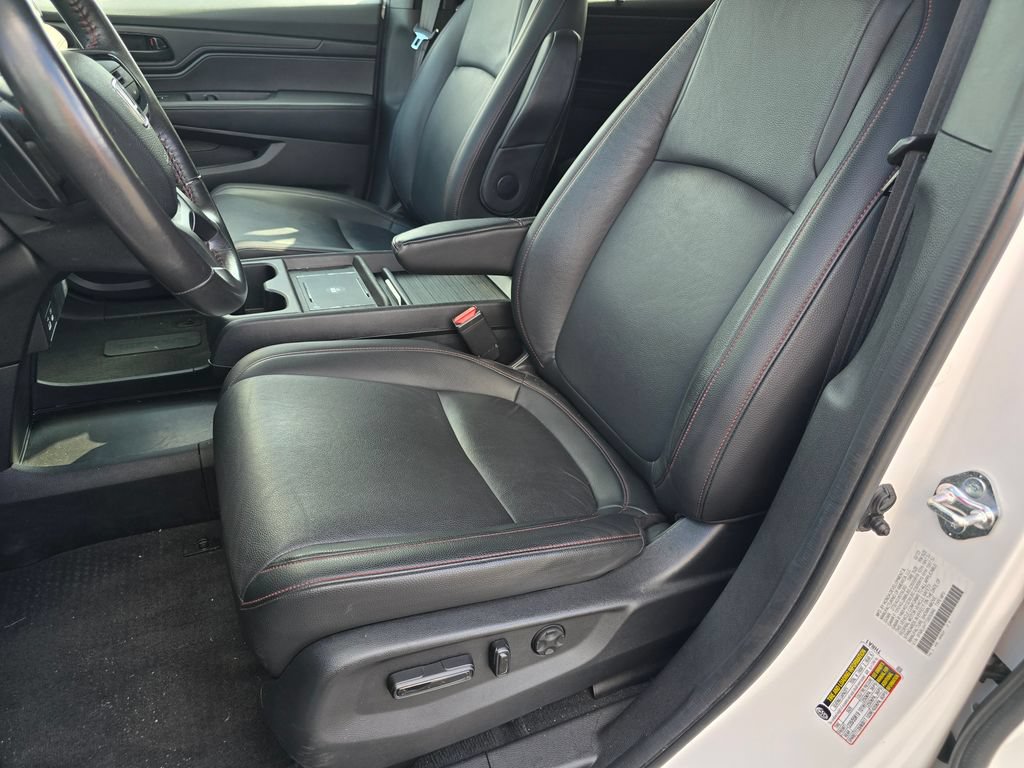 Used 2025 Honda Odyssey Sport-L image 21