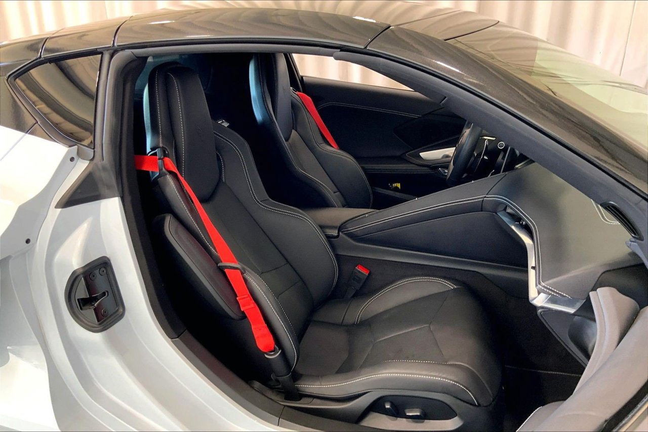 Used 2023 Chevrolet Corvette Stingray Coupe w/ Z51 Performance Package RWD image 6