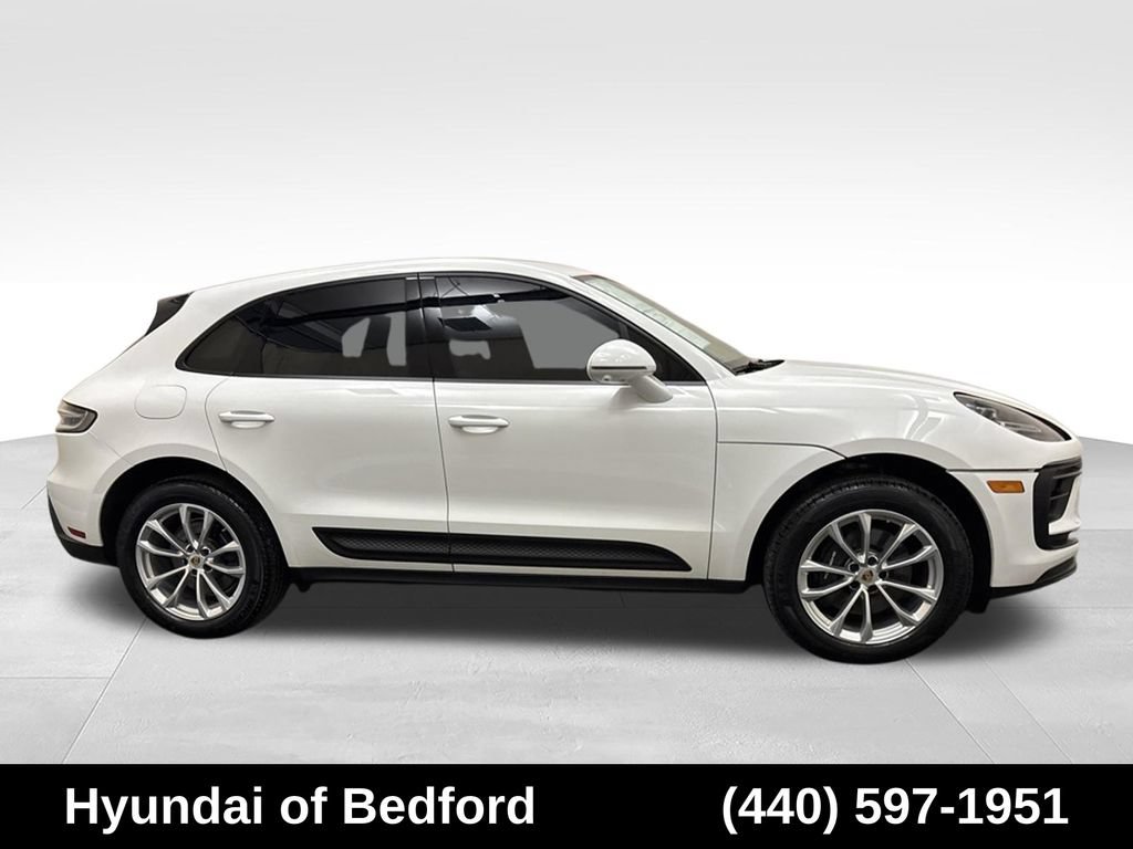 Used 2023 Porsche Macan Turbo AWD/4WD image 4