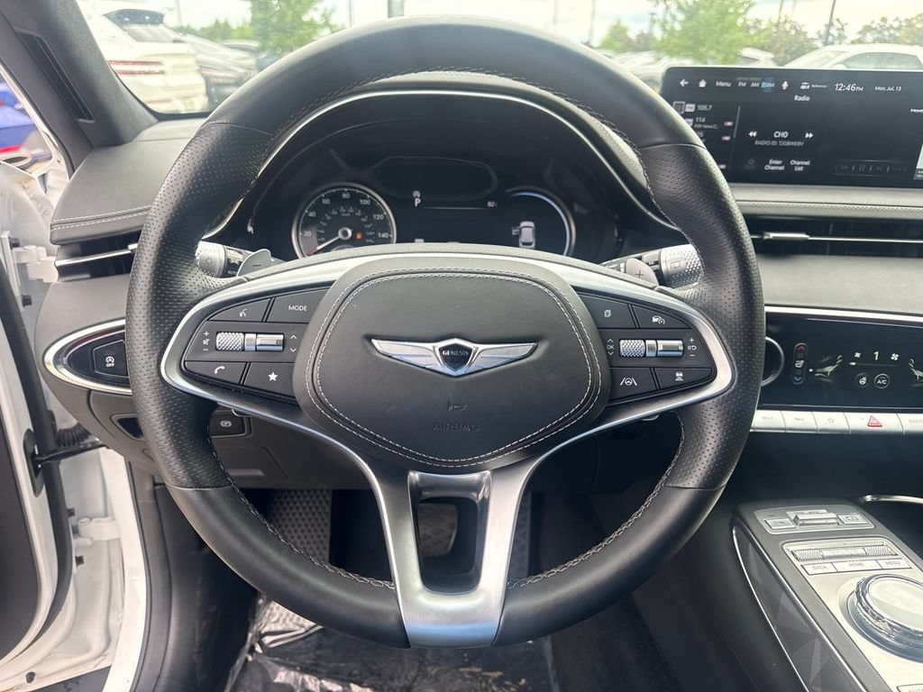 Used 2025 Genesis GV70 3.5T Sport w/ Sport Advanced Package AWD/4WD image 25