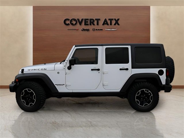 Used 2016 Jeep Wrangler Unlimited Rubicon w/ Connectivity Group image 2