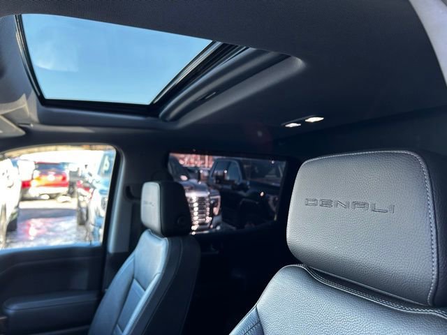 Used 2019 GMC Sierra 1500 Denali w/ Denali Ultimate Package image 17
