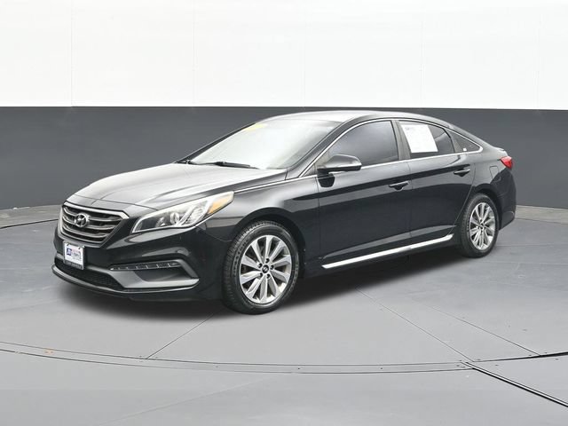 Used 2017 Hyundai Sonata Sport w/ Cargo Package FWD image 4