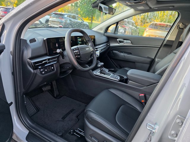 New 2026 Kia Sportage EX image 14