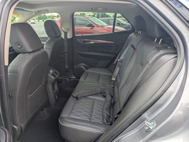 Used 2021 Buick Envision Avenir w/ Technology Package II AWD/4WD image 10