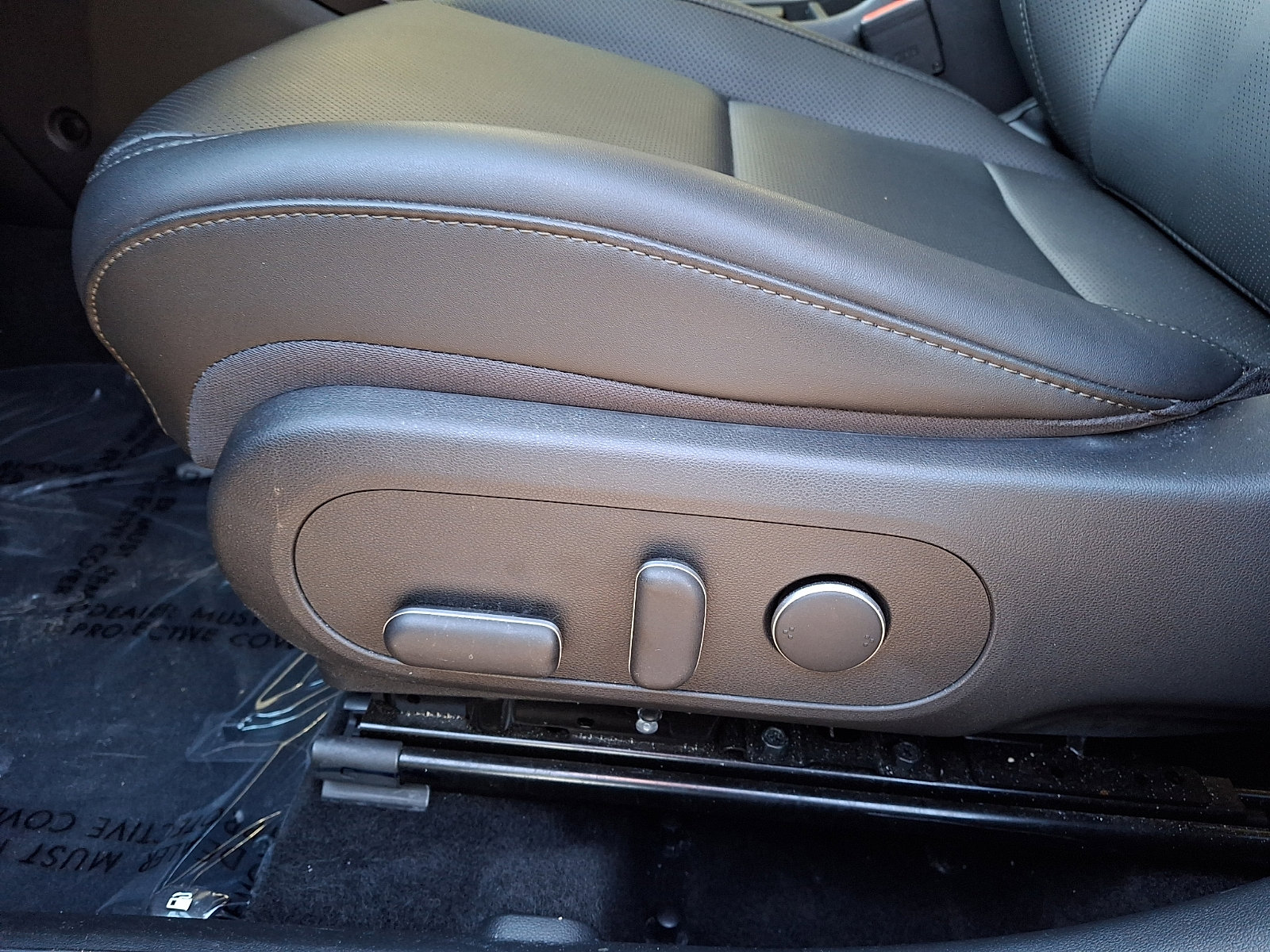 Certified 2024 Hyundai Kona Limited AWD/4WD image 15