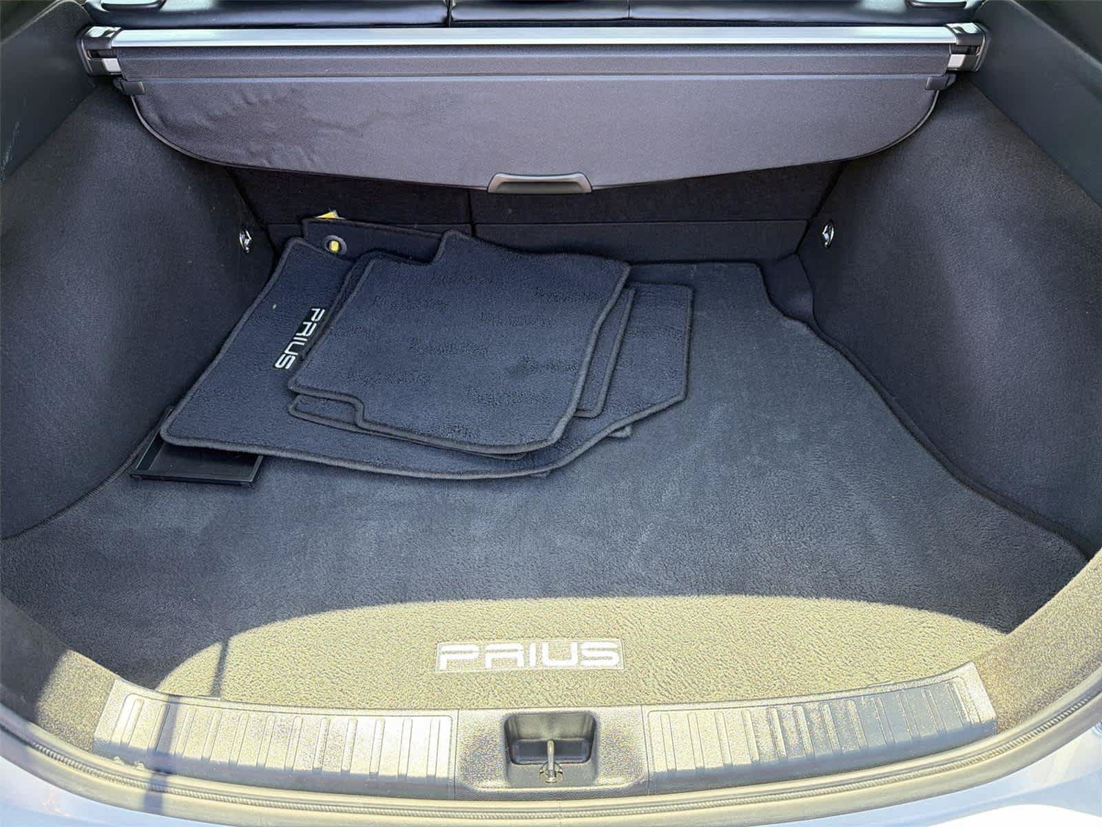 Used 2019 Toyota Prius XLE w/ Advanced Technology Package FWD image 20