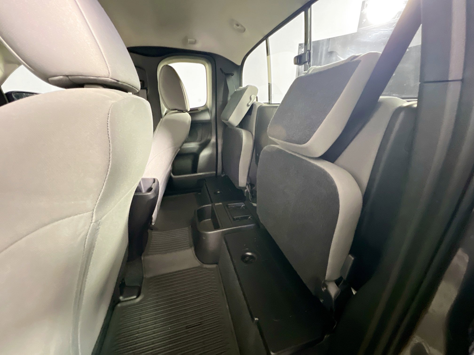 Used 2021 Toyota Tacoma SR5 image 28