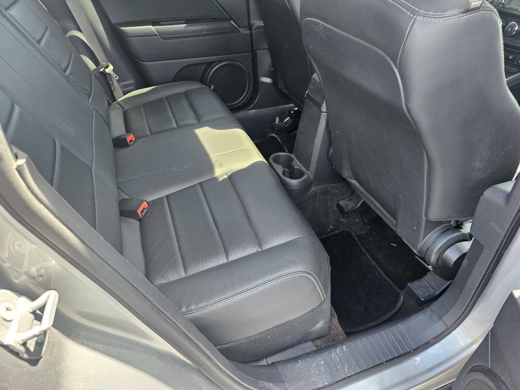 Used 2015 Jeep Patriot High Altitude AWD/4WD image 14