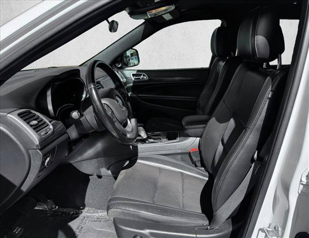 Used 2021 Jeep Grand Cherokee Laredo X AWD/4WD image 10