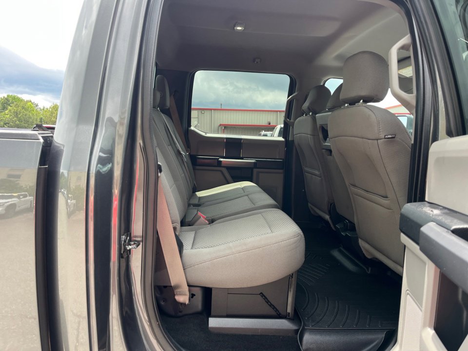 Used 2017 Ford F250 XLT w/ XLT Value Package AWD/4WD image 31