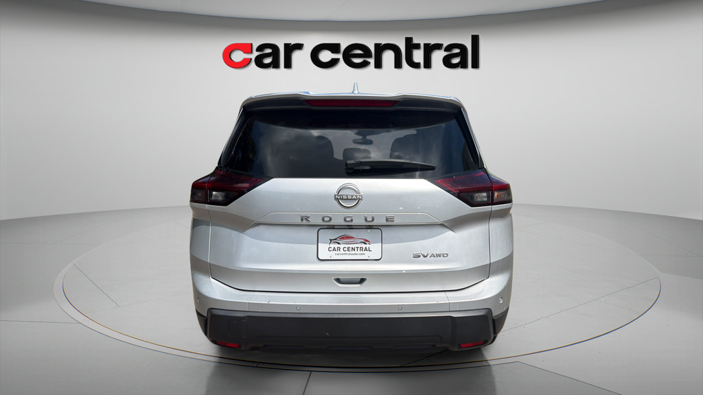 Used 2024 Nissan Rogue SV AWD/4WD image 5