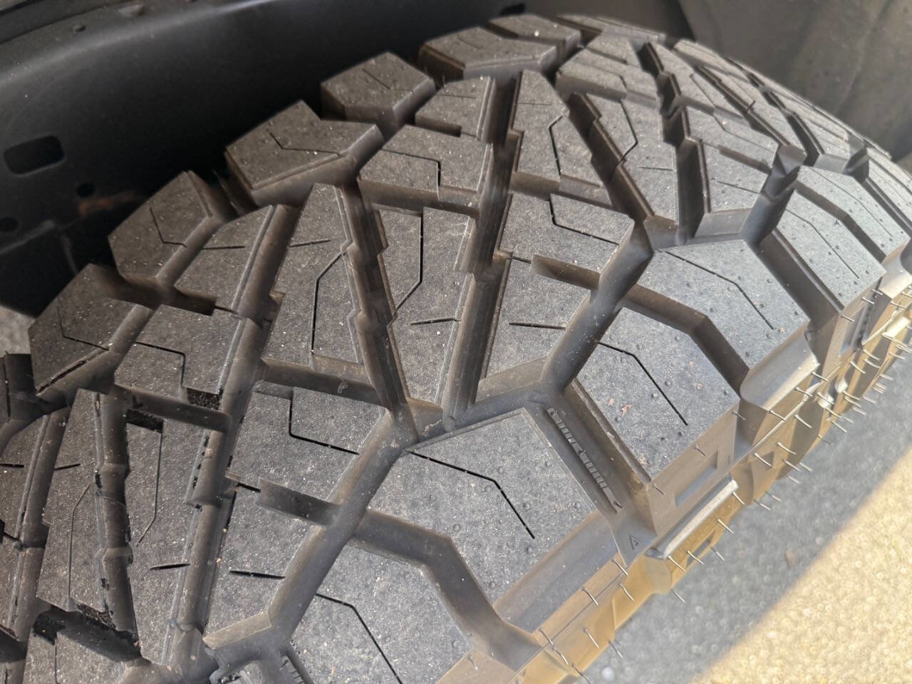 Used 2001 Lexus LX 470 4WD image 68