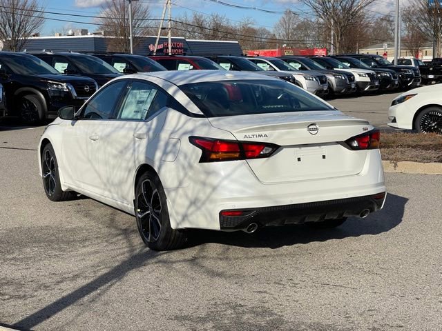 New 2025 Nissan Altima 2.5 SR image 7