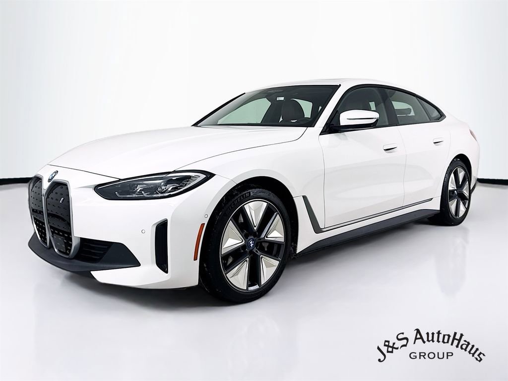 Used 2023 BMW i4 eDrive35 image 3