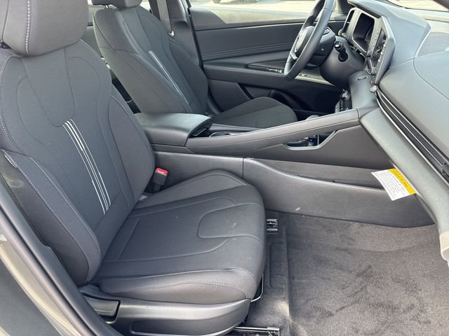 New 2026 Hyundai Elantra SEL Sport image 13